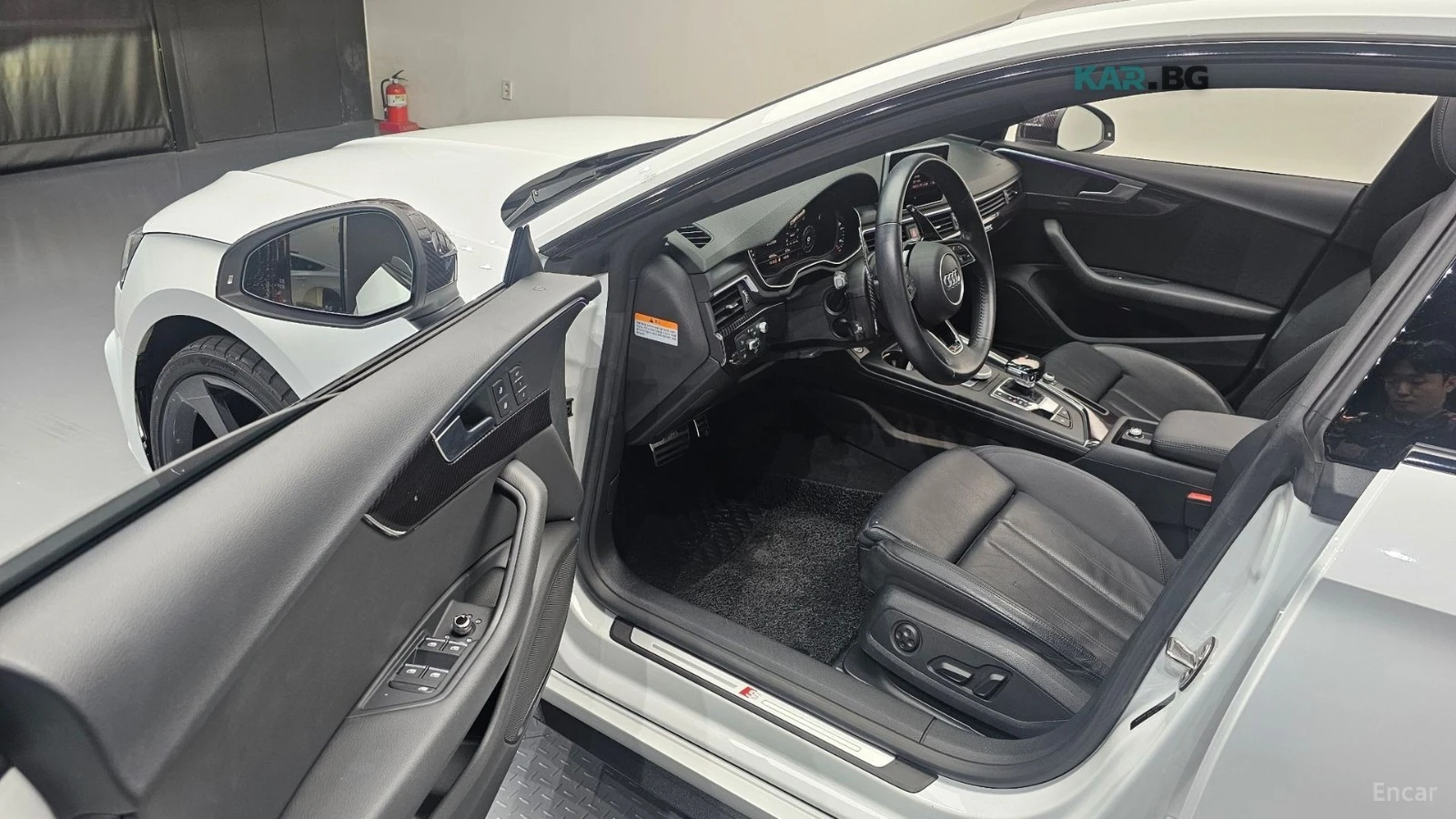 Audi A5 QUATTRO* SLINE* 45TFSI* DISTRONIC* HUD* SUNROOF* , снимка 8 - Автомобили и джипове - 55087058