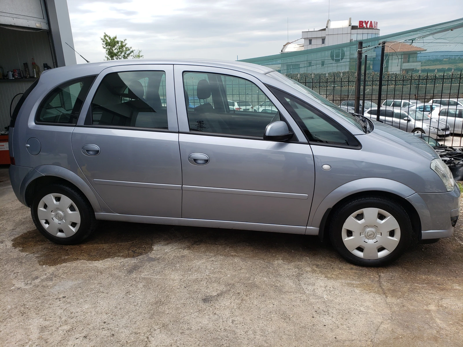 Opel Meriva 1.3 CDTI, снимка 3 - Автомобили и джипове - 55152395