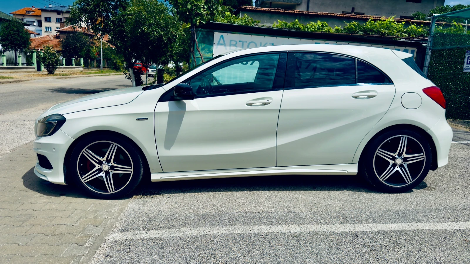 Mercedes-Benz A 250 AMG LINE 4MATIC SPORT, снимка 4 - Автомобили и джипове - 55338627