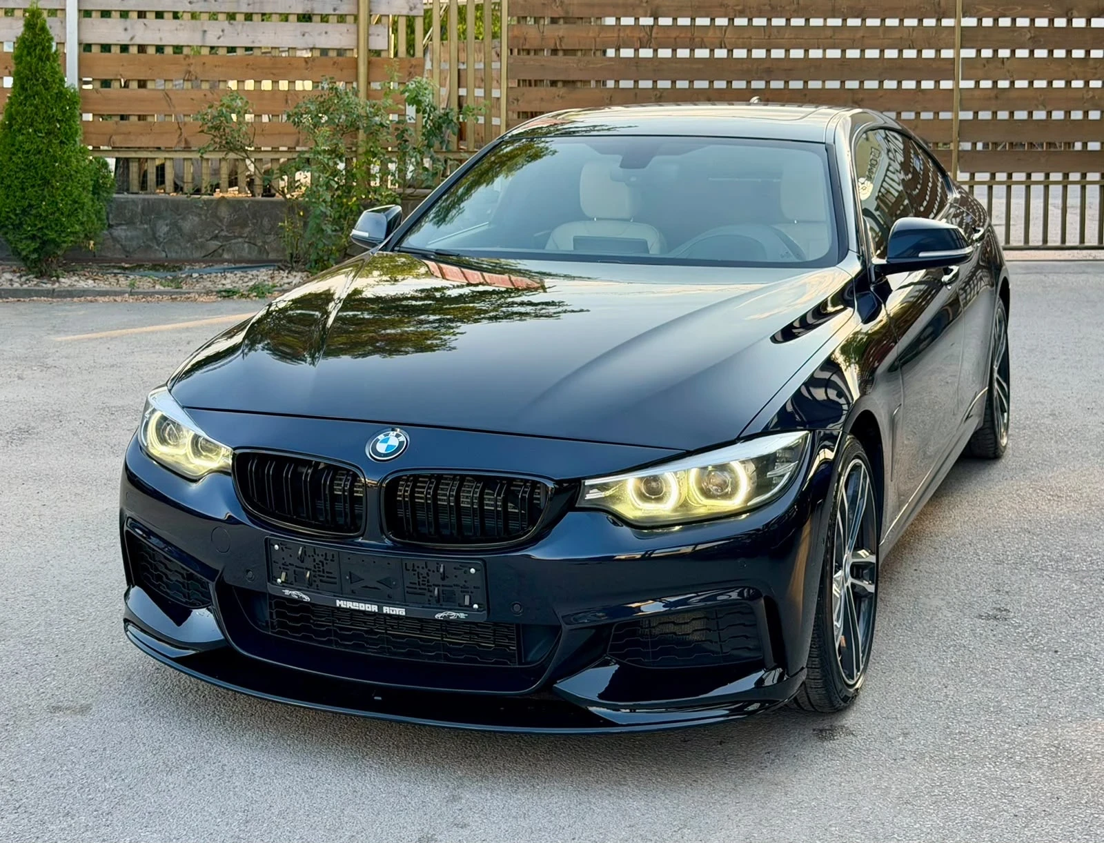 BMW 440 xDrive M-Pack, снимка 2 - Автомобили и джипове - 55594252