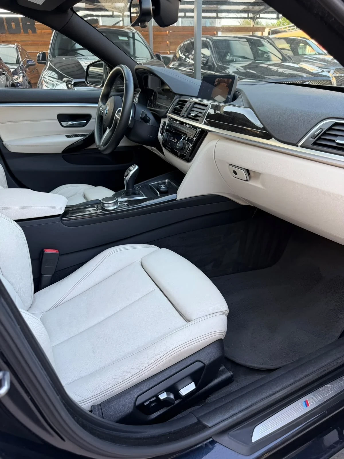 BMW 440 xDrive M-Pack, снимка 12 - Автомобили и джипове - 55594252