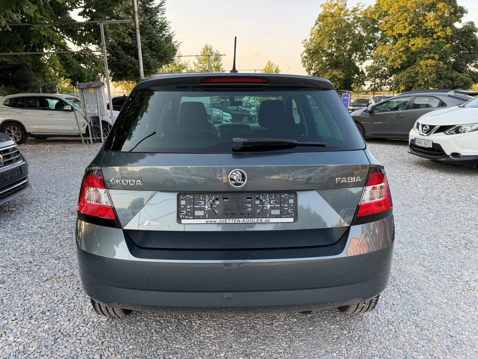 Skoda Fabia 1.4TDI-90k.s-DISTRONIC-LED-KEYLESS-NAVI-EURO 6, снимка 5 - Автомобили и джипове - 55930443