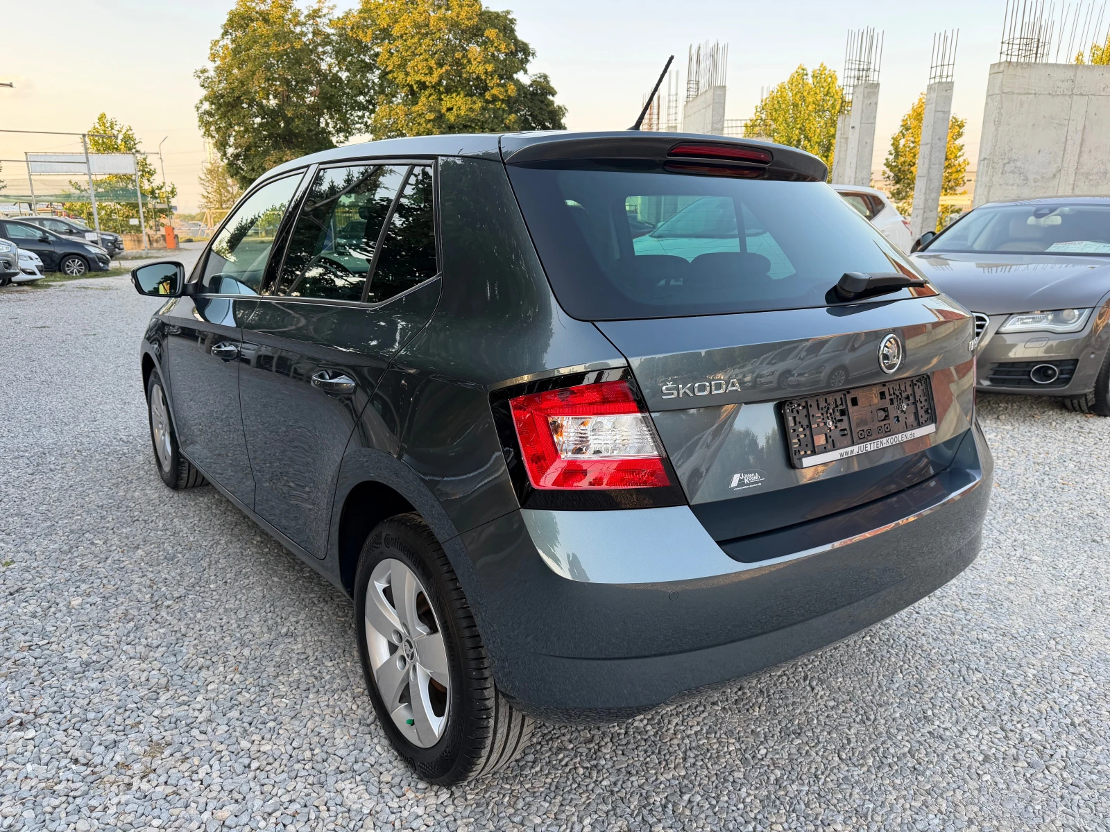 Skoda Fabia 1.4TDI-90k.s-DISTRONIC-LED-KEYLESS-NAVI-EURO 6, снимка 4 - Автомобили и джипове - 55930443