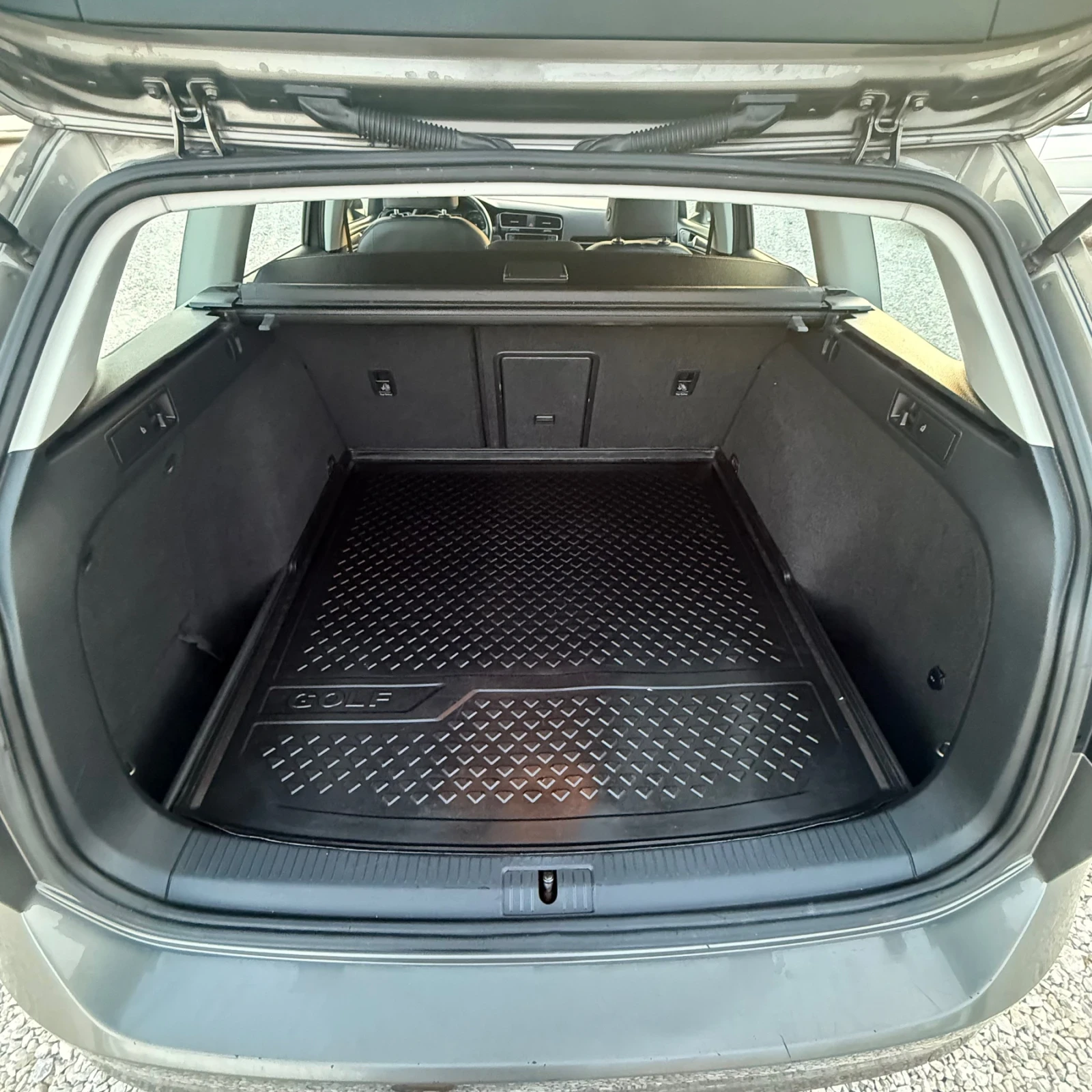 VW Golf ЛИЗИНГ-1.6TDi-Масаж-Климатроник, снимка 9 - Автомобили и джипове - 56115732