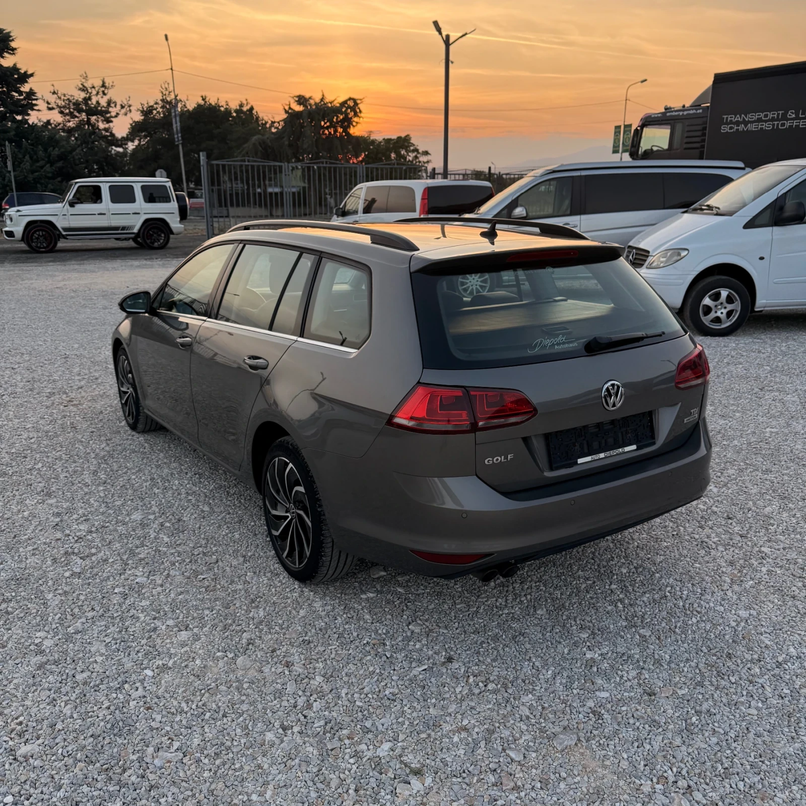 VW Golf ЛИЗИНГ-1.6TDi-Масаж-Климатроник, снимка 7 - Автомобили и джипове - 56115732