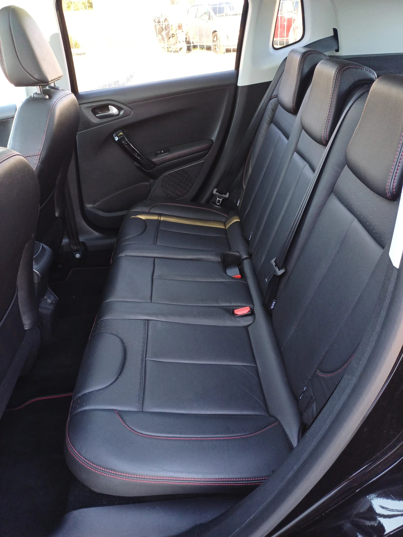 Peugeot 2008 1.2 Turbo GTLine 131hp, снимка 10 - Автомобили и джипове - 56127810
