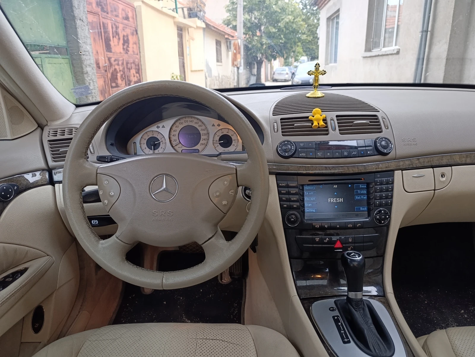 Mercedes-Benz E 500 Е500, снимка 9 - Автомобили и джипове - 56261451
