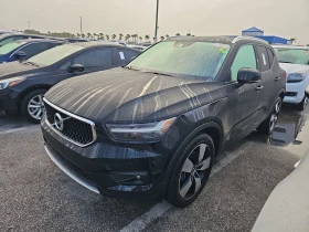 Volvo XC40 T4 Momentum/Подгрев/Кейлес/Камера/Нави/Панорама, снимка 1