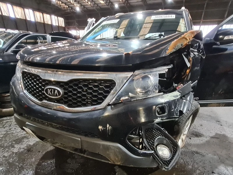 Kia Sorento 2.2DЧАСТИAUTO, снимка 2 - Автомобили и джипове - 45009918