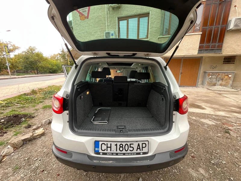 VW Tiguan, снимка 8 - Автомобили и джипове - 52179066