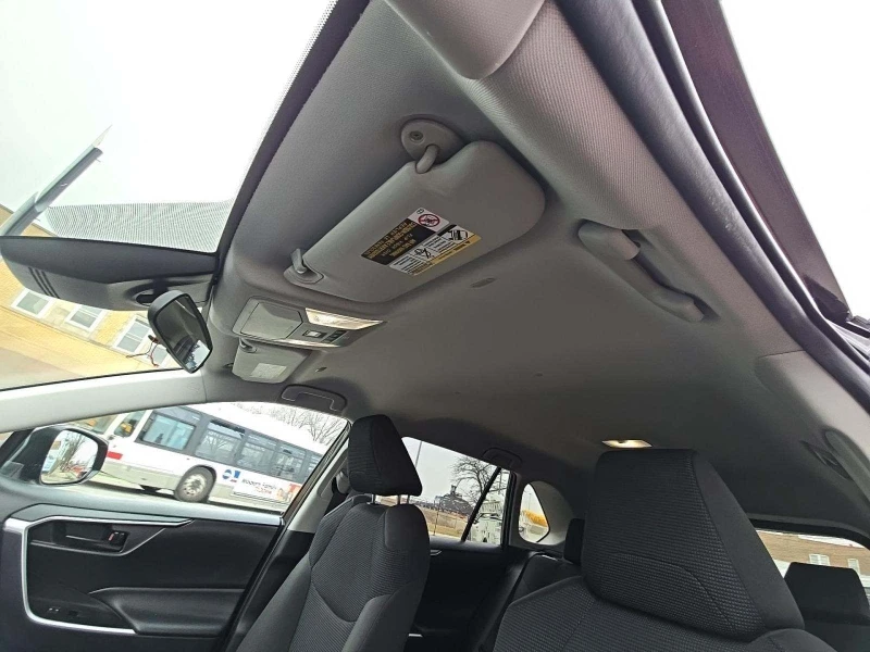 Toyota Rav4, снимка 11 - Автомобили и джипове - 53203782