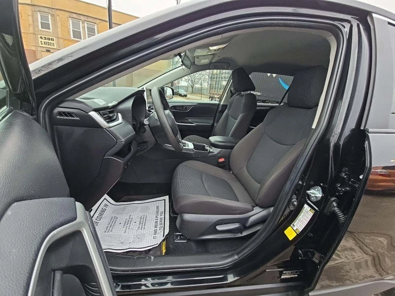 Toyota Rav4, снимка 6 - Автомобили и джипове - 53203782