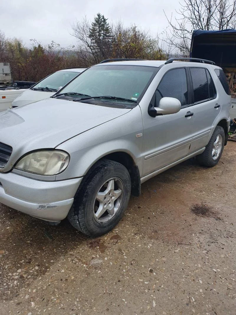 Mercedes-Benz ML 320 на части, снимка 2 - Автомобили и джипове - 27151956