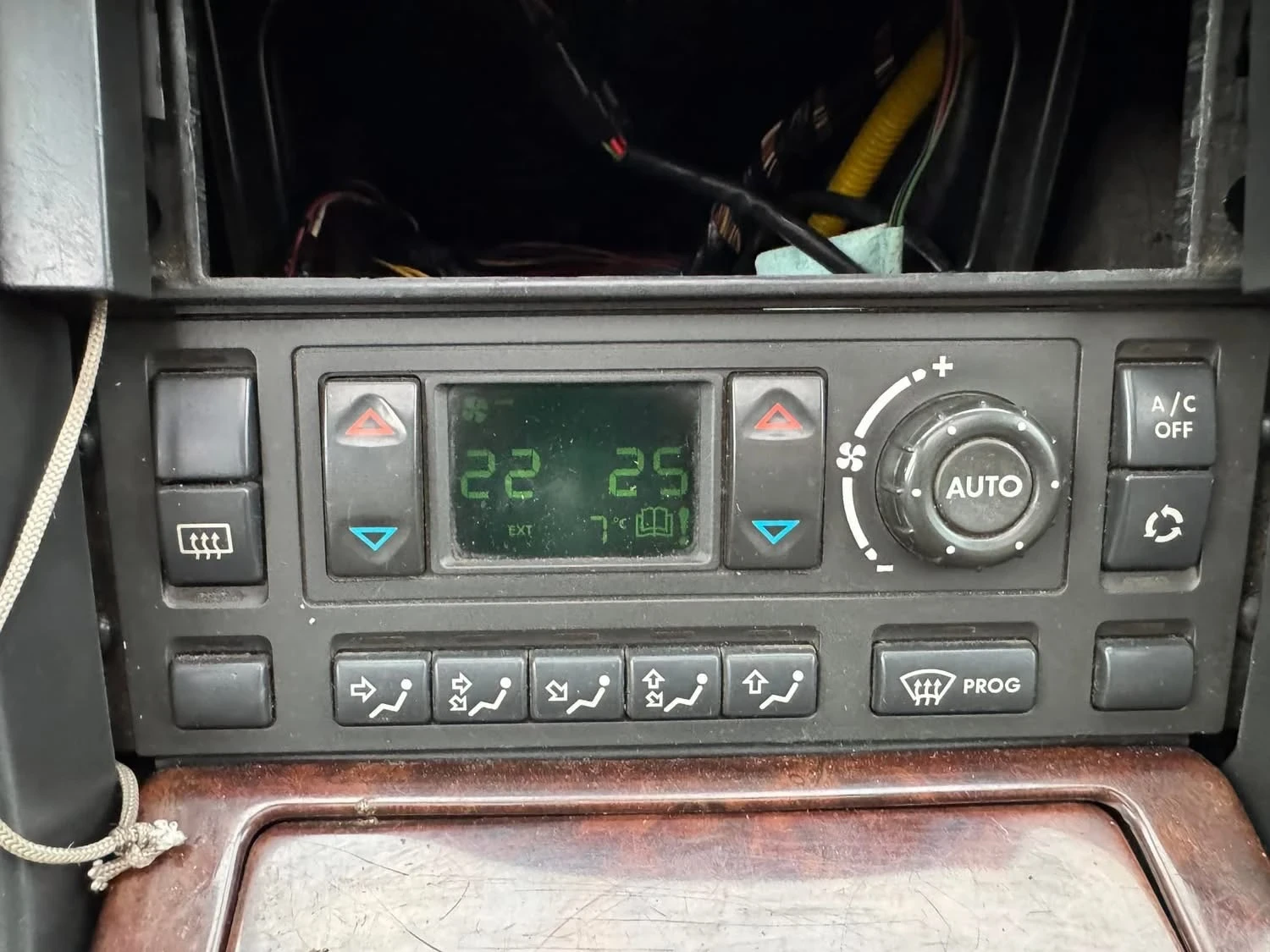 Land Rover Range rover 2.5 TDS РЪЧКА - изображение 9