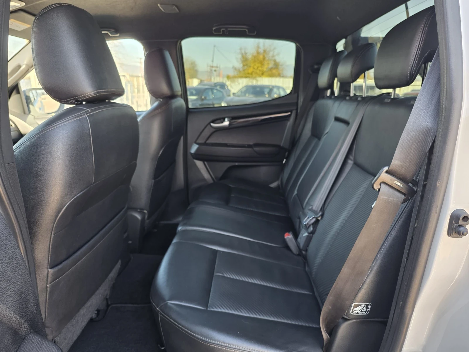 Isuzu D-max VIKING TAKEUCHI EDITION AUTOMATIC - изображение 8