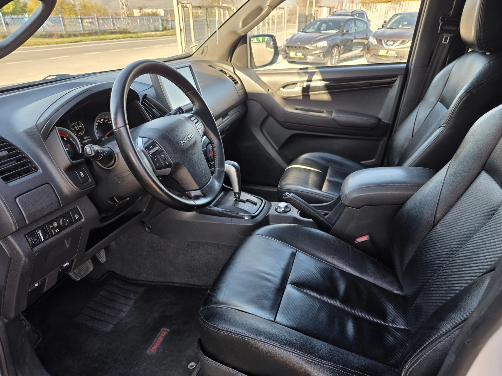 Isuzu D-max VIKING TAKEUCHI EDITION AUTOMATIC - изображение 7