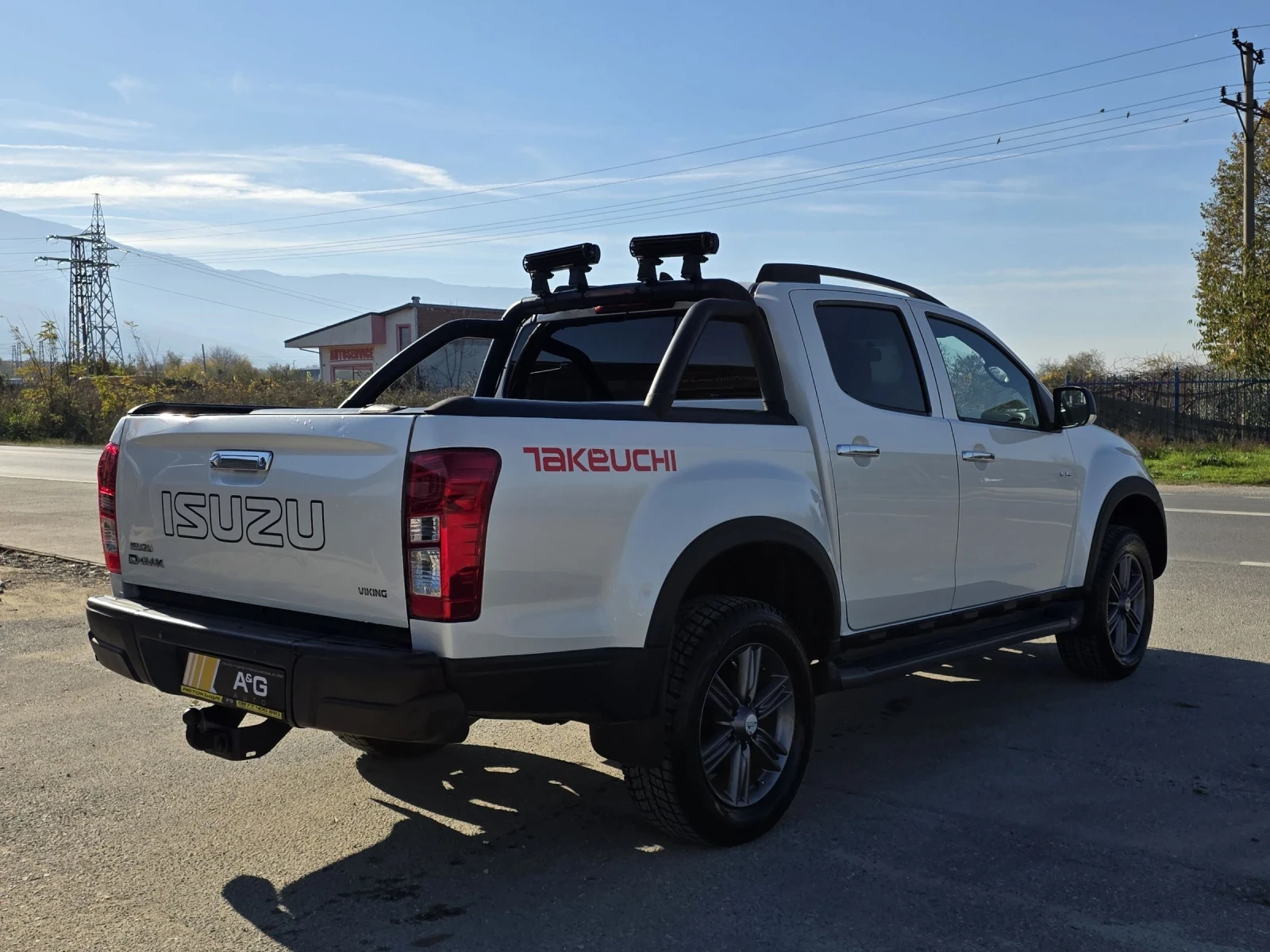 Isuzu D-max VIKING TAKEUCHI EDITION AUTOMATIC - изображение 4