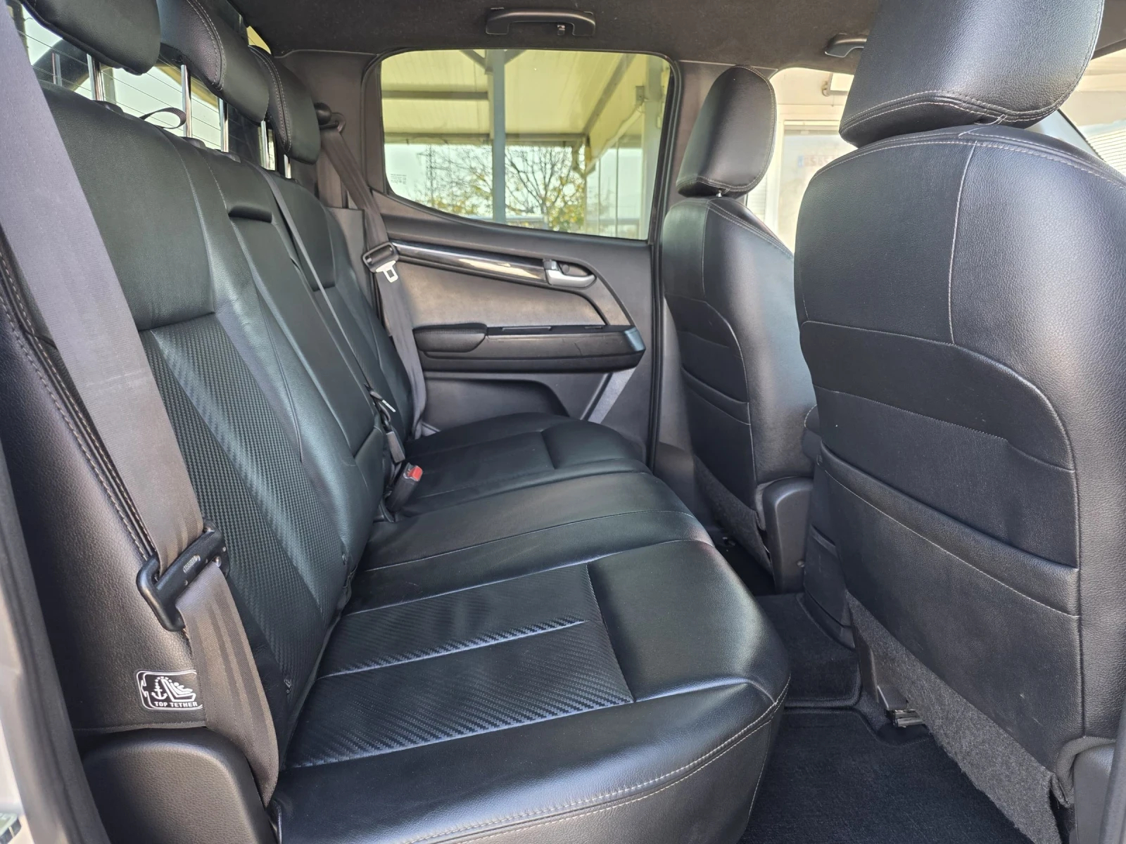 Isuzu D-max VIKING TAKEUCHI EDITION AUTOMATIC - изображение 10