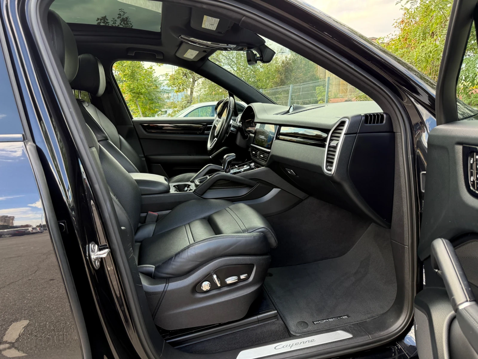 Porsche Cayenne  - изображение 7