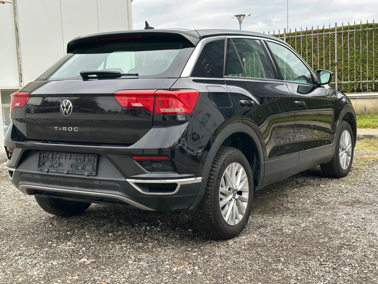 VW T-Roc 2.0 TDI* 150к.с * Автоматик - изображение 6