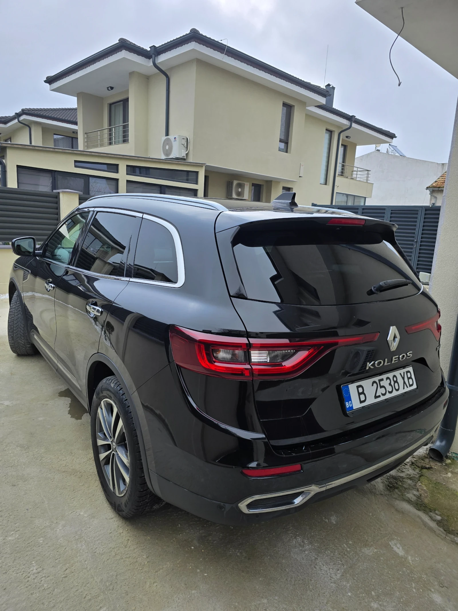 Renault Koleos 2.0 DCI 4x4, 138 хил. Реални километри - изображение 3