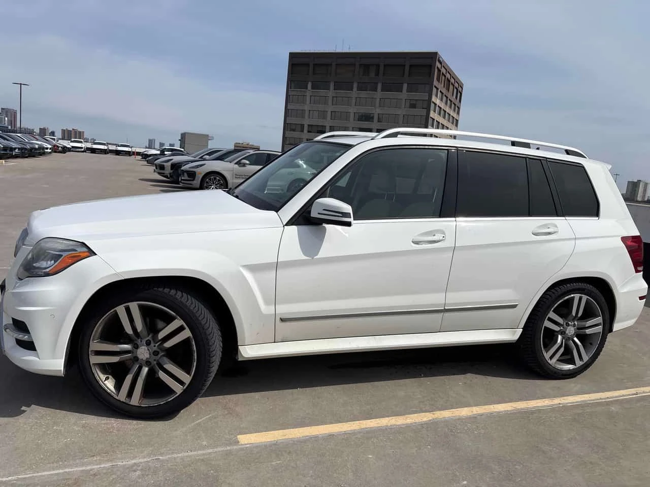 Mercedes-Benz GLK 350| ПОДГРЕВИ| 2 КЛЮЧА| КЛИП НА МОТОР| KEYLESS, снимка 2 - Автомобили и джипове - 54002023