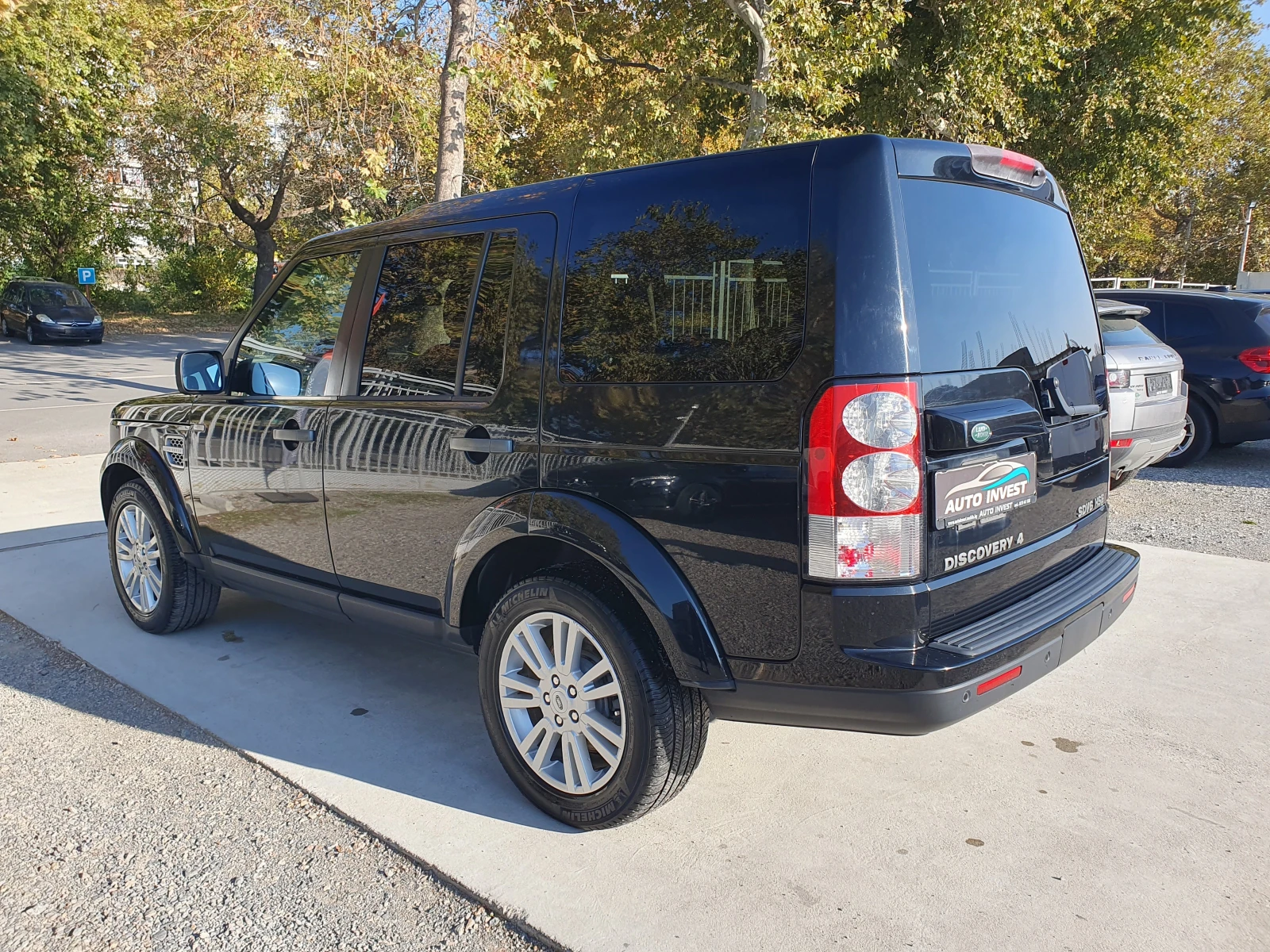 Land Rover Discovery, снимка 5 - Автомобили и джипове - 54005425