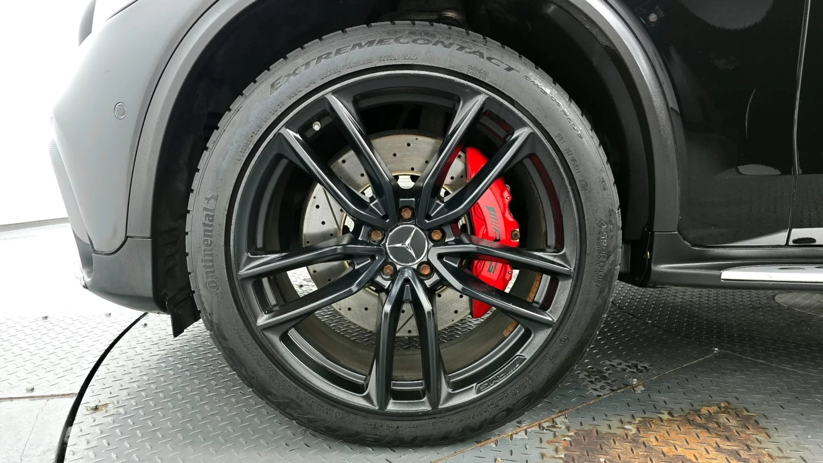 Mercedes-Benz GLC 63 AMG S* 2019* BLACK OPTIC* HEAD-UP* 360* КРАЙНА ЦЕНА, снимка 4 - Автомобили и джипове - 54168226