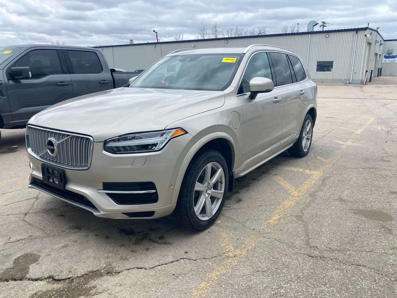 Volvo Xc90 AWD 5dr T8 Inscription /360/КЛИП НА МОТОРА 