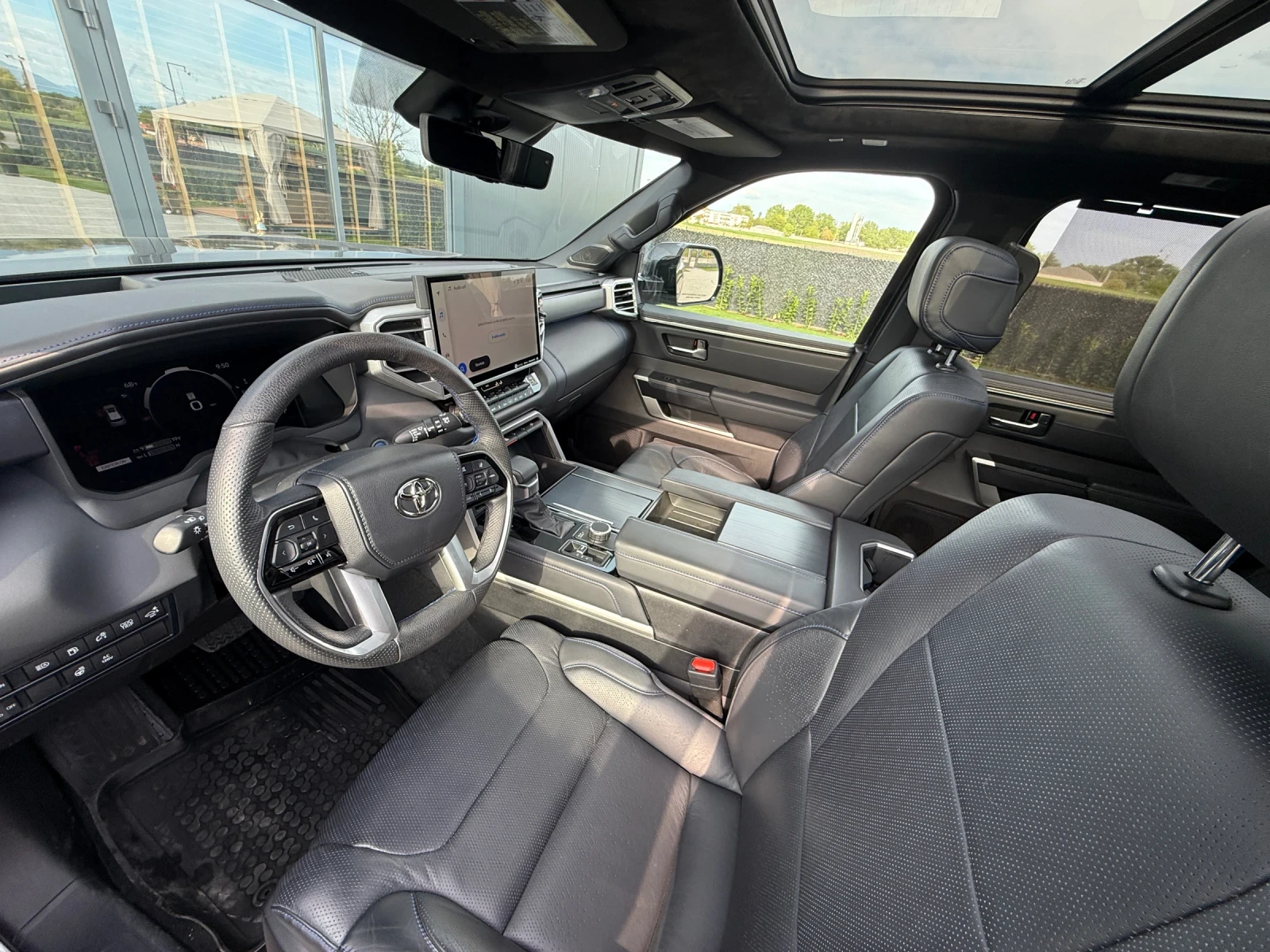 Toyota Sequoia 3.5i HIBRID, LUXURY, PLATINUM | Mobile.bg � ����������� 12