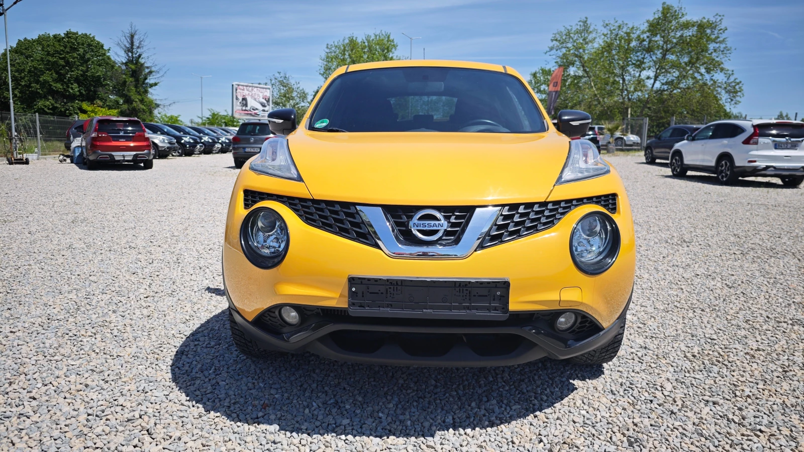 Nissan Juke НОВИ ВЕРИГИ/НАПЪЛНО ОБСЛУЖЕН/360КАМ/NAV/DVD/USB, снимка 4 - Автомобили и джипове - 54583642