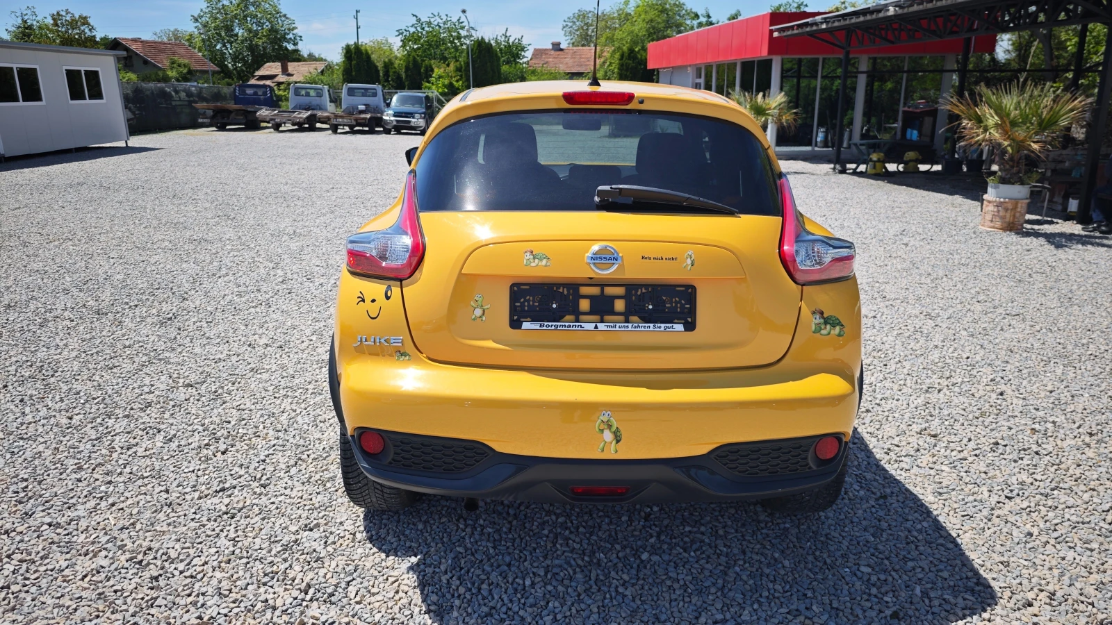 Nissan Juke НОВИ ВЕРИГИ/НАПЪЛНО ОБСЛУЖЕН/360КАМ/NAV/DVD/USB, снимка 8 - Автомобили и джипове - 54583642