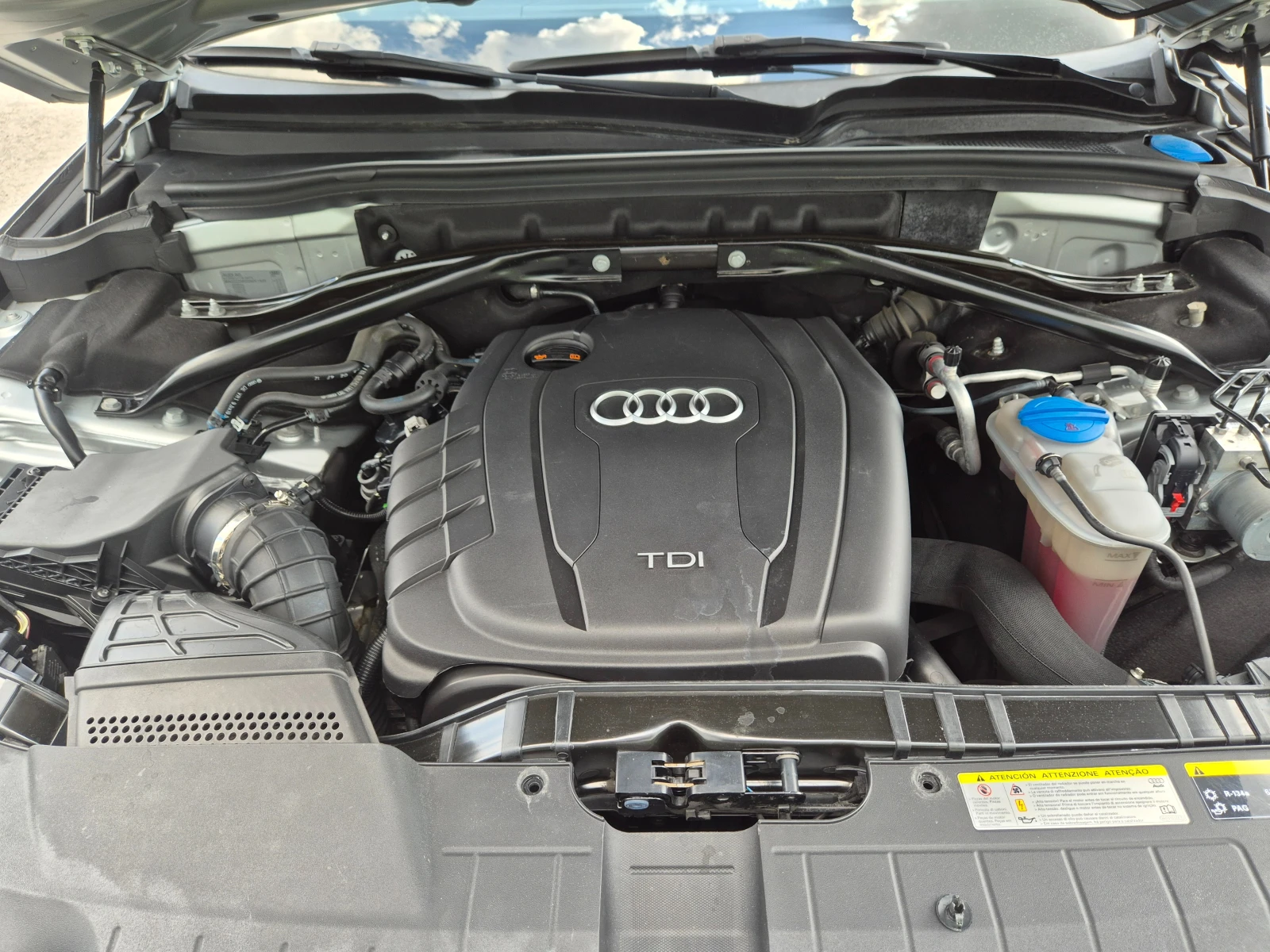 Audi Q5 2.0TDI S-line 161x.km. Италия , снимка 15 - Автомобили и джипове - 54986479