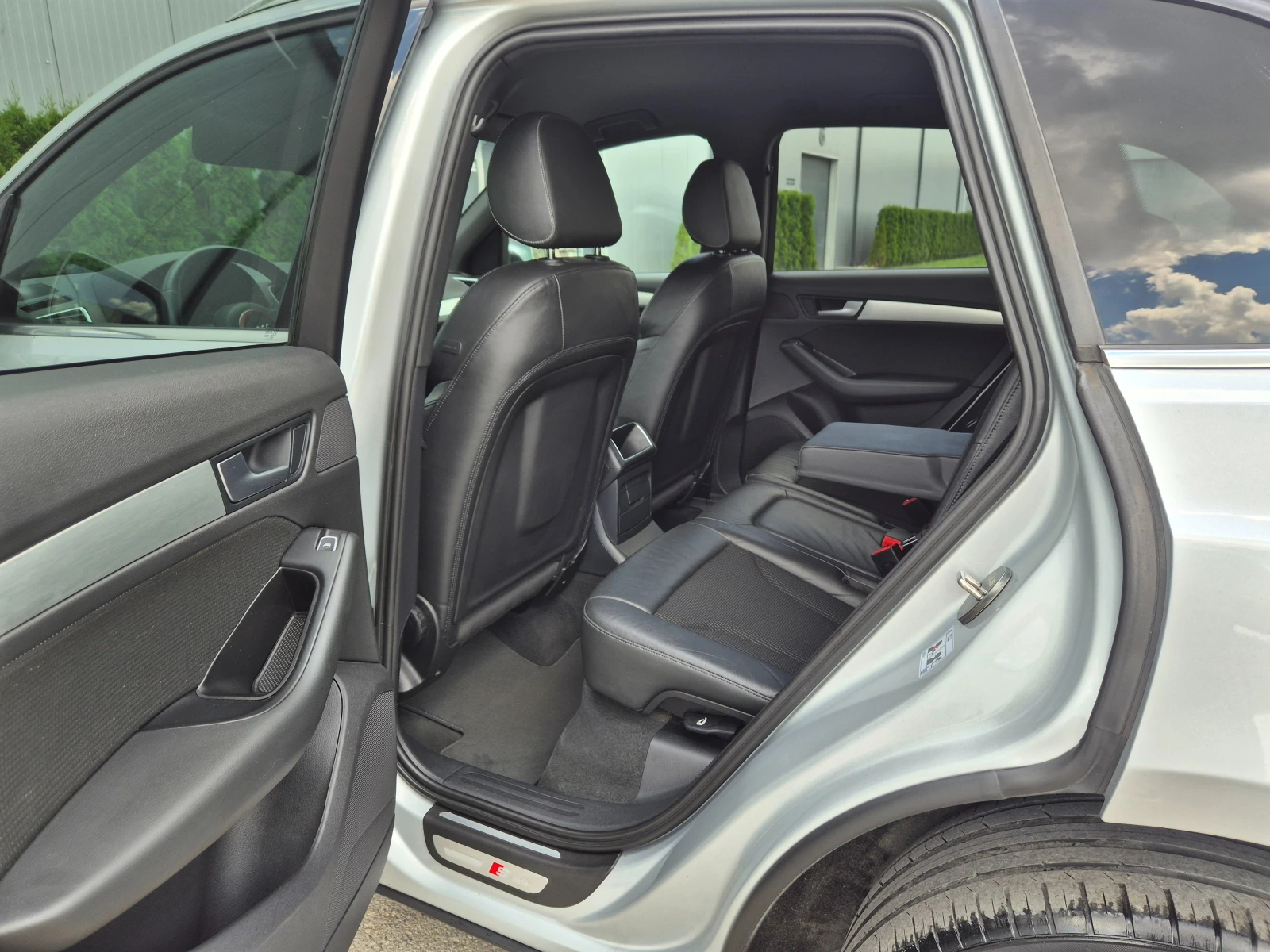 Audi Q5 2.0TDI S-line 161x.km. Италия , снимка 10 - Автомобили и джипове - 54986479