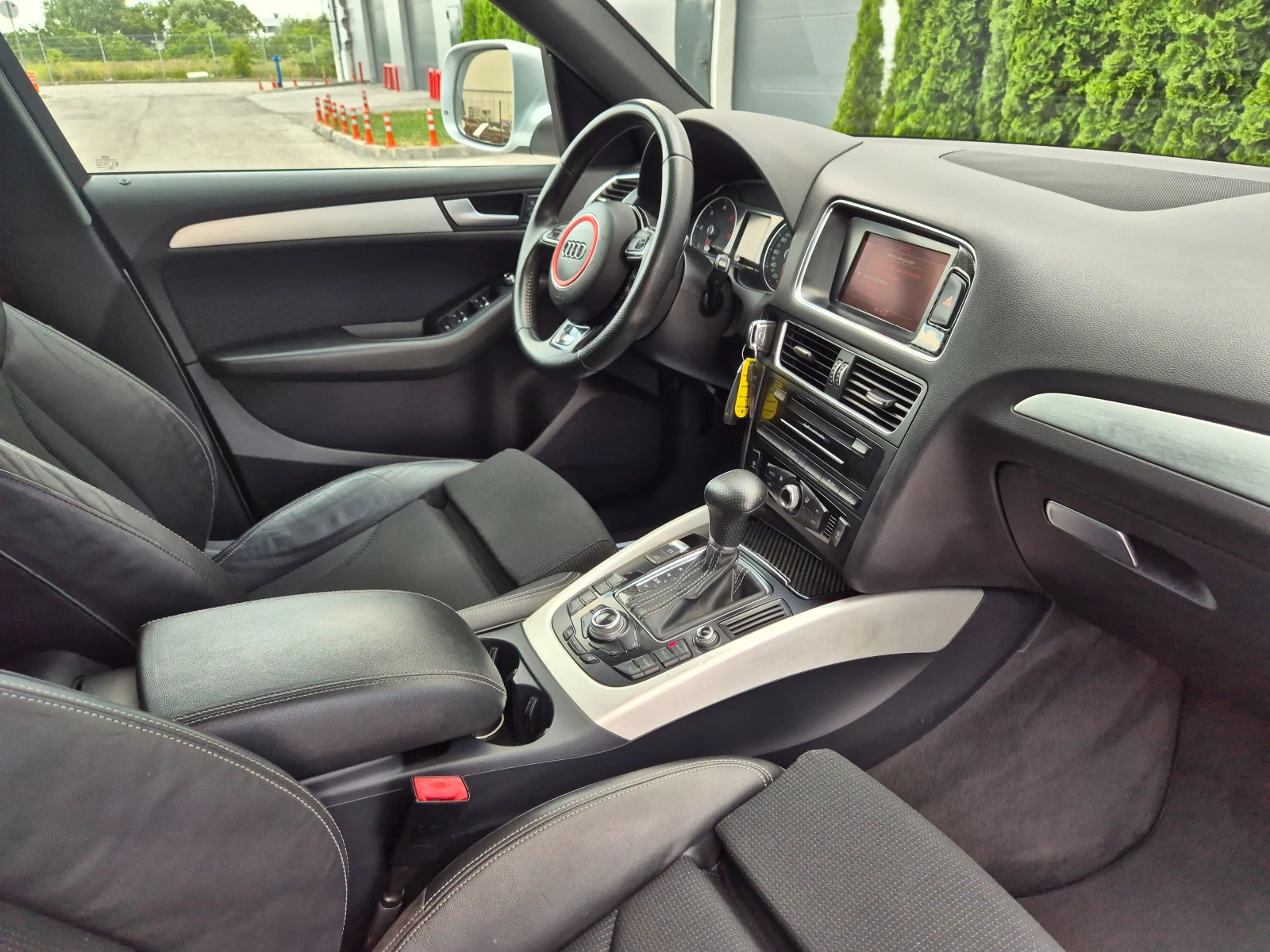 Audi Q5 2.0TDI S-line 161x.km. Италия , снимка 17 - Автомобили и джипове - 54986479