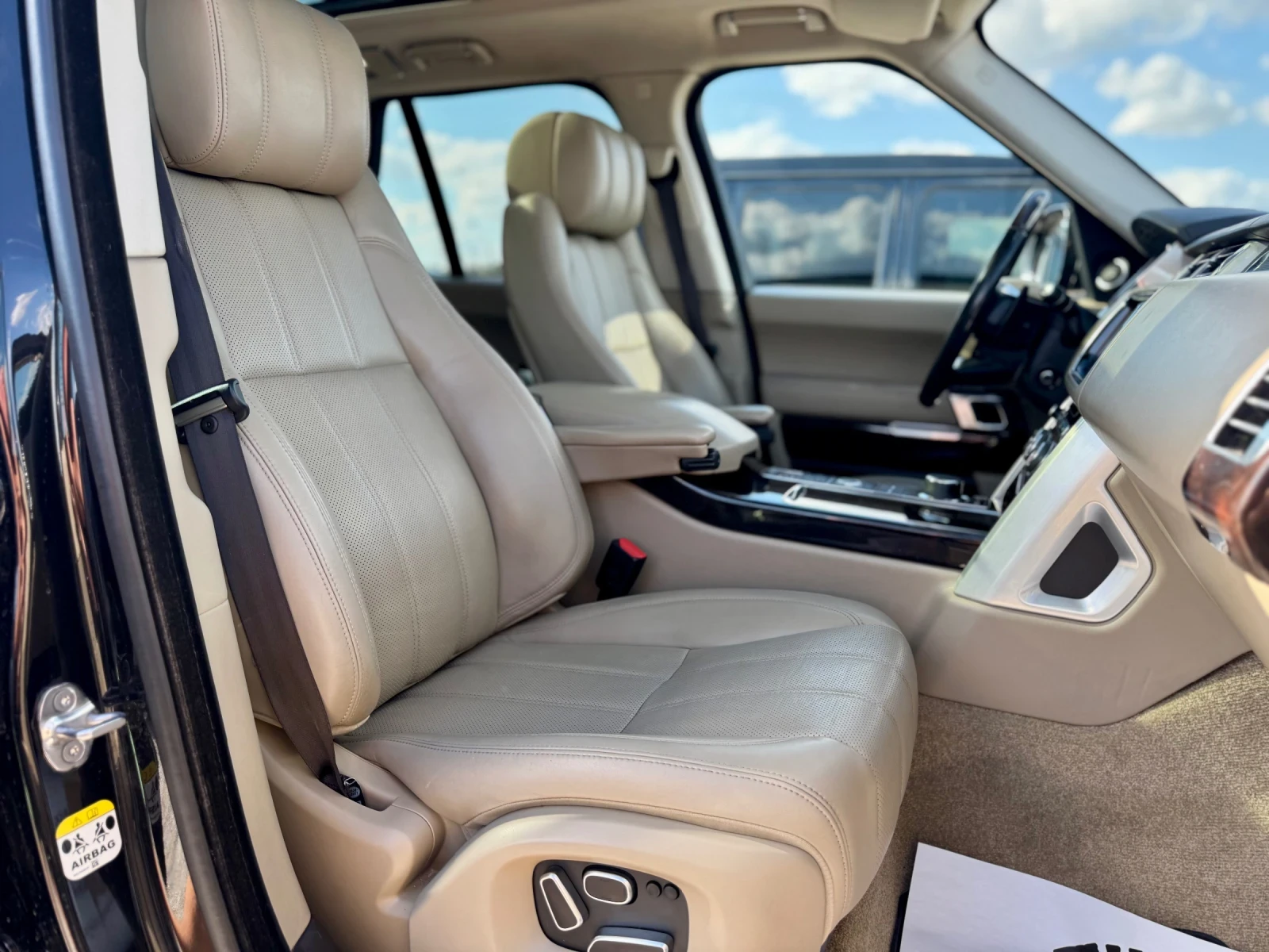 Land Rover Range rover 4.4 SDV8 autobiography , снимка 13 - Автомобили и джипове - 55281044
