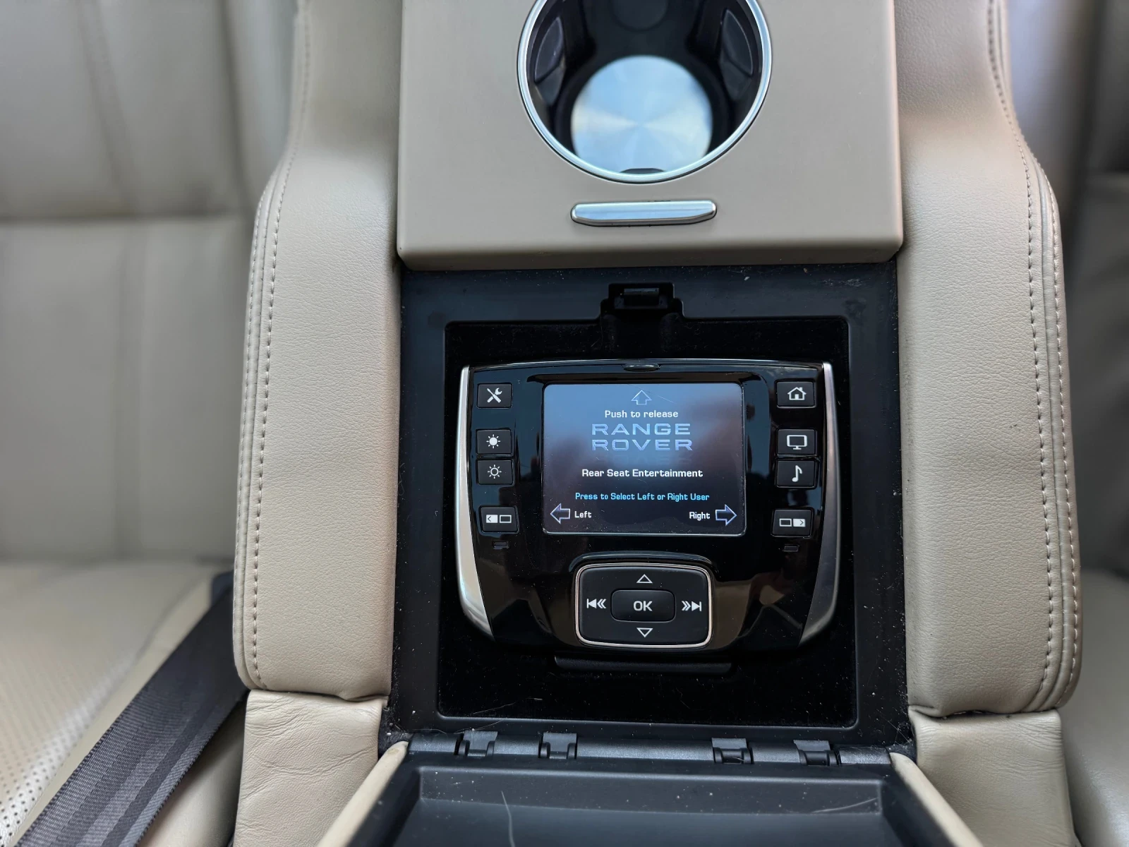 Land Rover Range rover 4.4 SDV8 autobiography , снимка 10 - Автомобили и джипове - 55281044