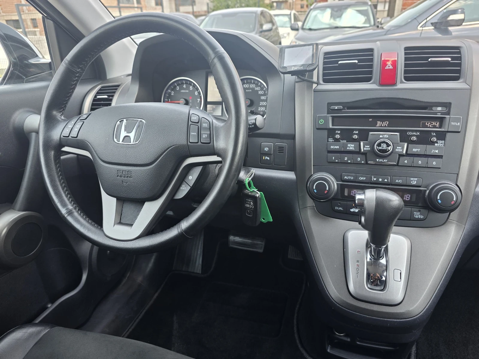 Honda Cr-v С-История Алкантара Ксенон Парктроник Подгрев 4х4 , снимка 11 - Автомобили и джипове - 55331865