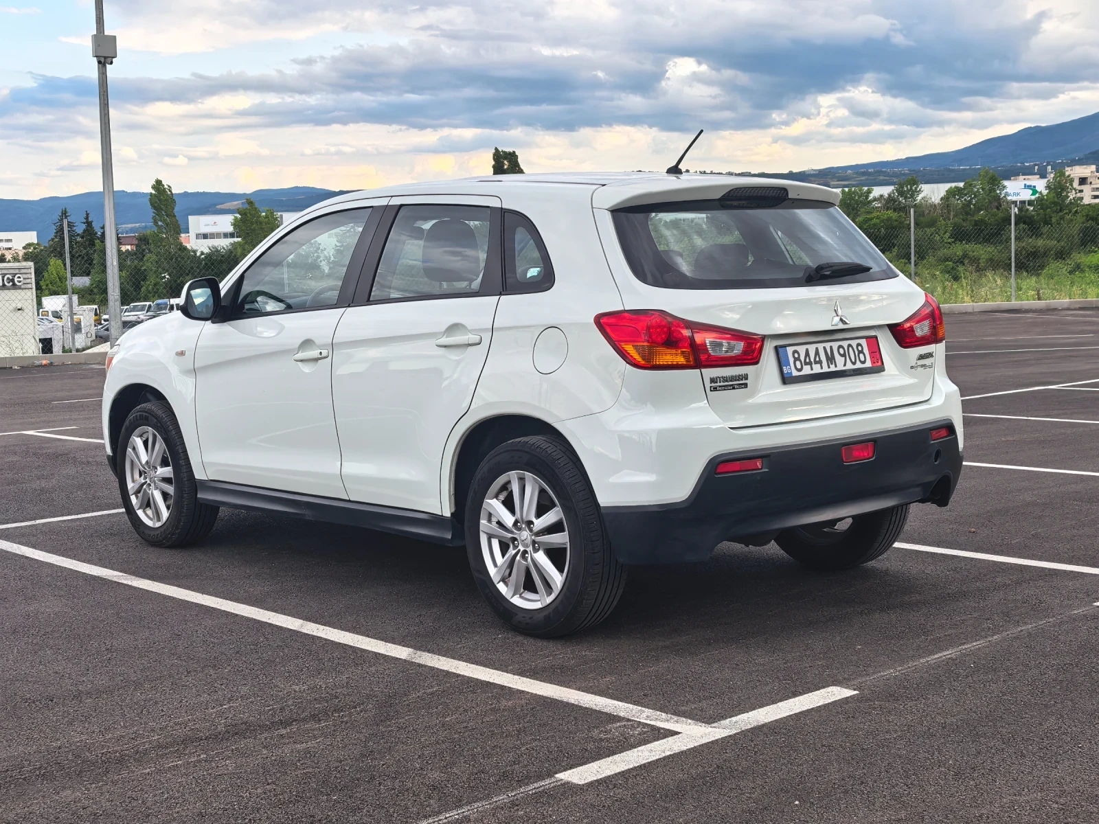 Mitsubishi ASX 1.6 i, снимка 4 - Автомобили и джипове - 55619858