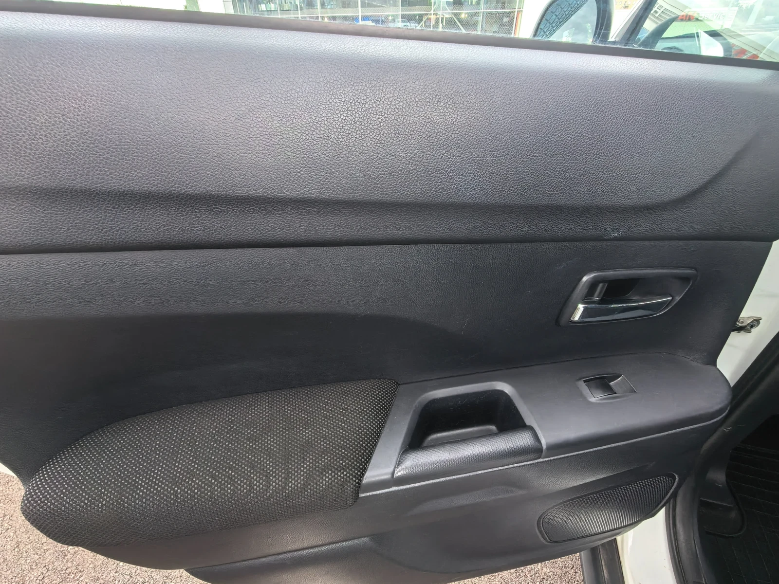 Mitsubishi ASX 1.6 i, снимка 8 - Автомобили и джипове - 55619858