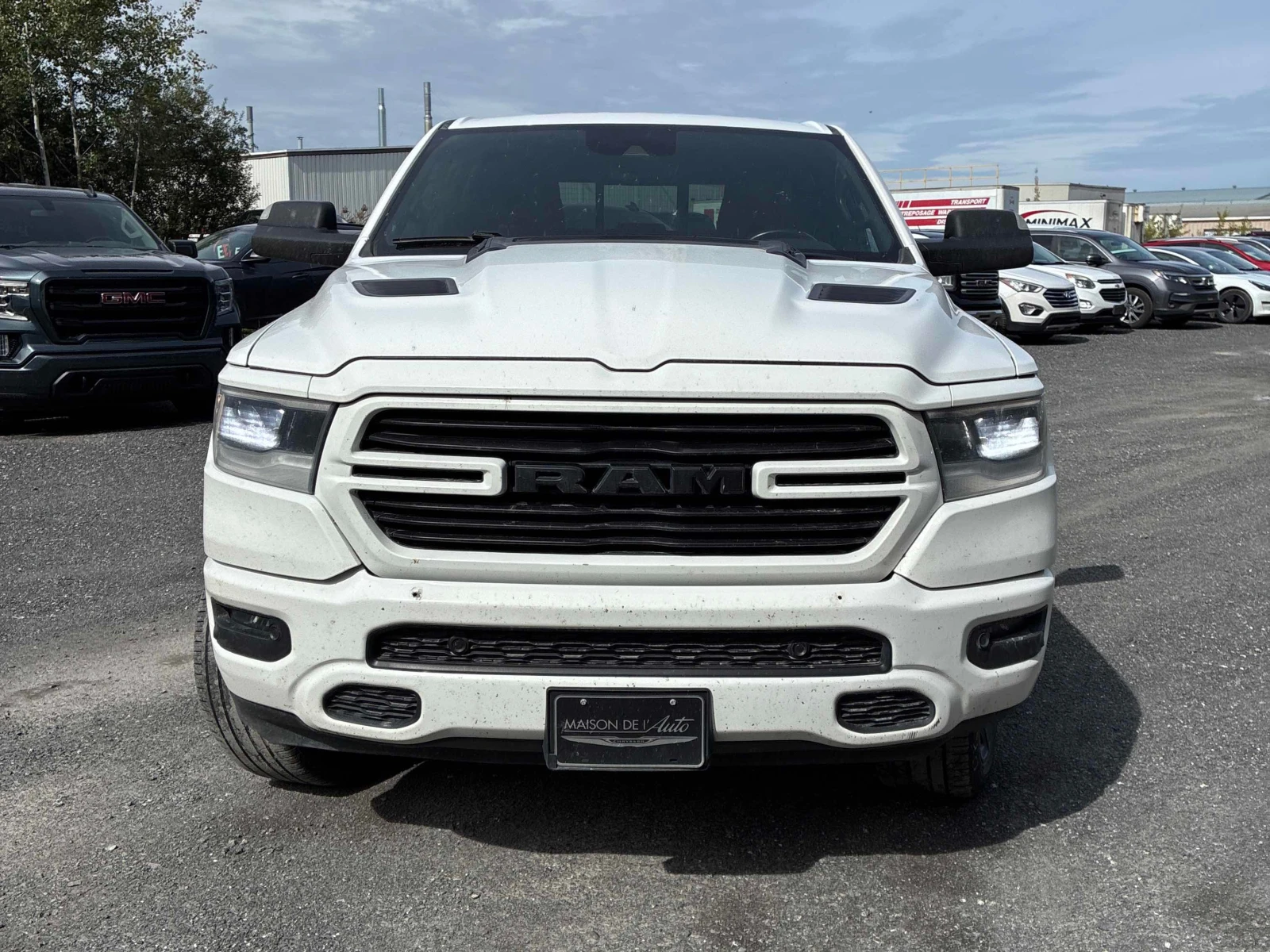 Dodge RAM 1500 * Sport * CARFAX * ОПЦИЯ ЗА ФИНАНСИРАНЕ, снимка 6 - Автомобили и джипове - 56128116