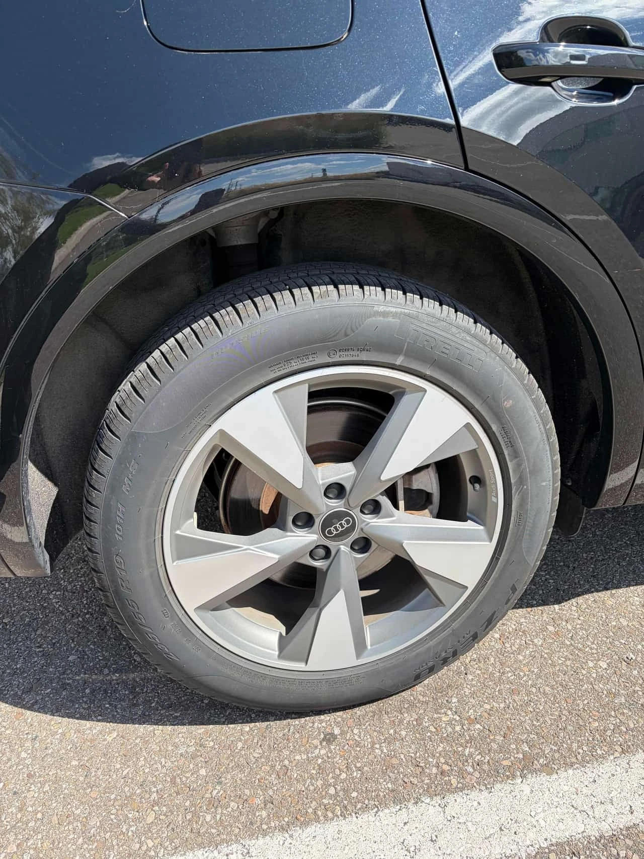 Audi Q5 * Komfort * CARFAX * ОПЦИЯ ЗА ФИНАНСИРАНЕ, снимка 11 - Автомобили и джипове - 56223519