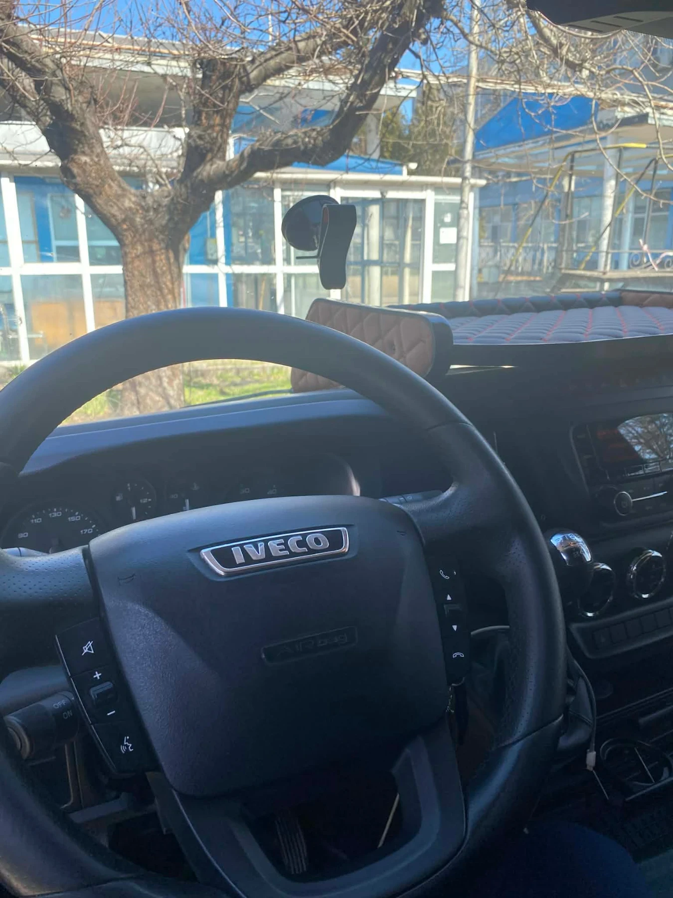 Iveco 35c18 Iveco Daily 35c18 XL Lamar двойна кабина, снимка 12 - Бусове и автобуси - 53767271