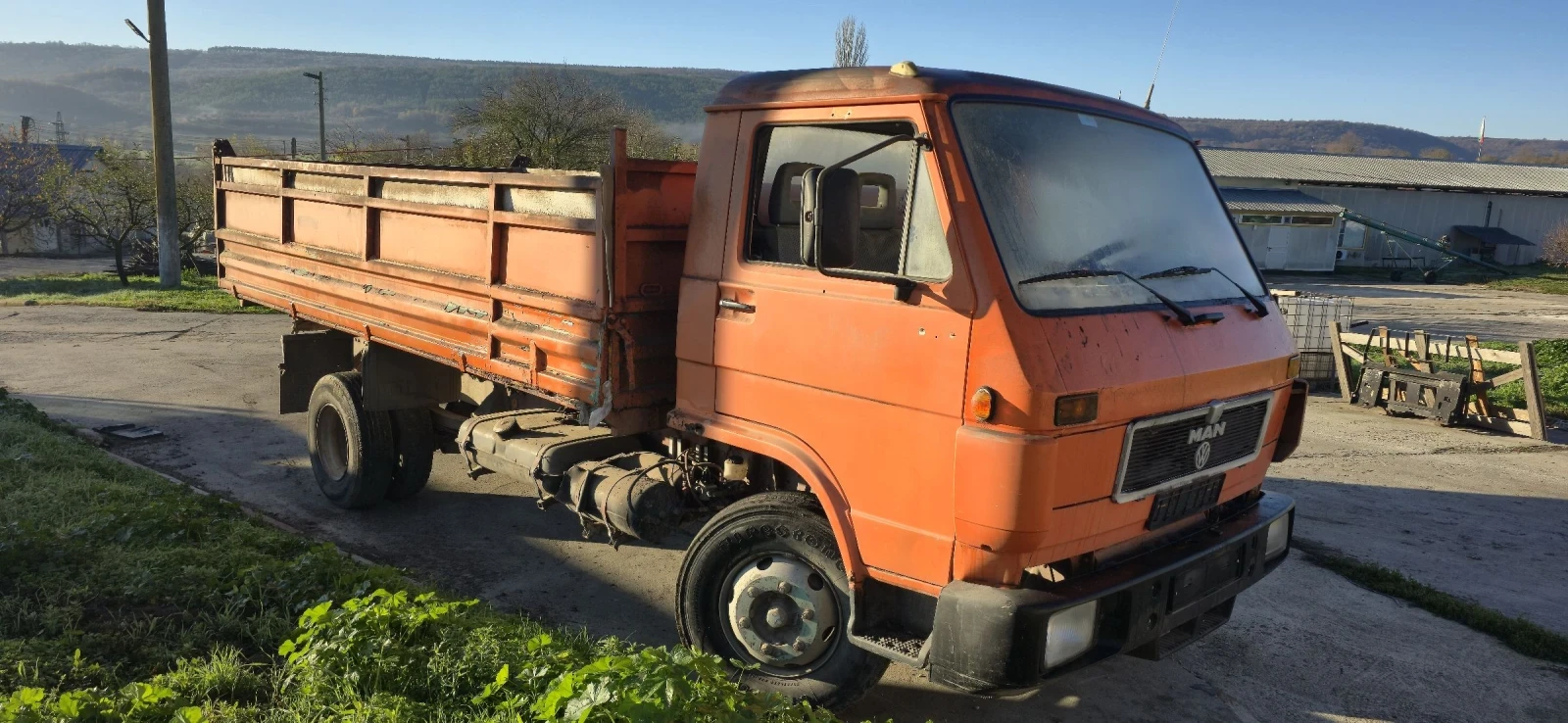 Man-vw 8.136 В движение без регистрация 3странен самосвал - изображение 2