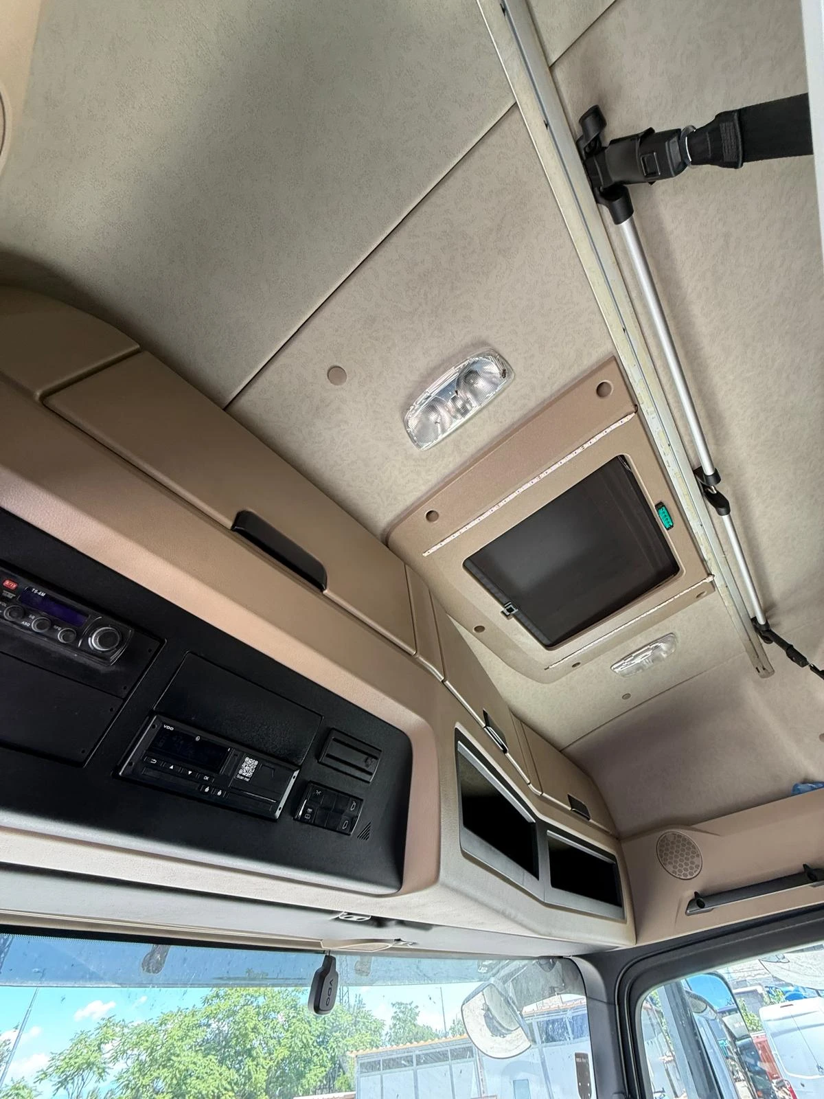 Mercedes-Benz Actros 1845 LS Mega, снимка 10 - Камиони - 55000393