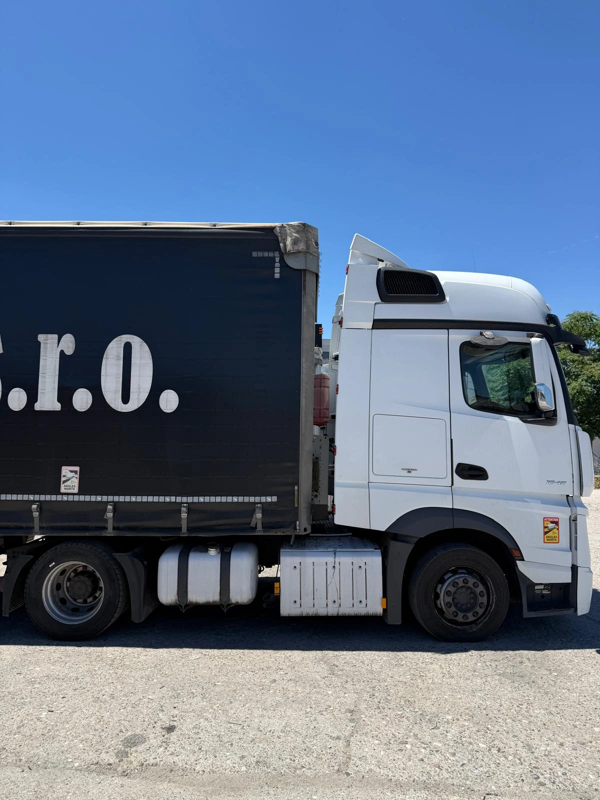 Mercedes-Benz Actros 1845 LS Mega, снимка 3 - Камиони - 55000393