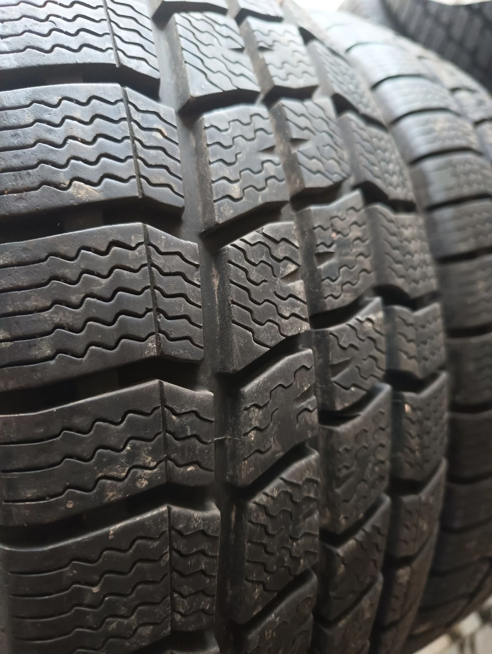  215/70R15 | Mobile.bg   2