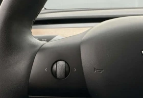 Tesla Model Y Performance AWD 534к.с. - 63900 лв. - 15622743 13