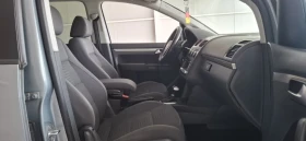 Обява за продажба на VW Touran 2.0 tdi BMM 7  места ~7 650 лв. - изображение 8