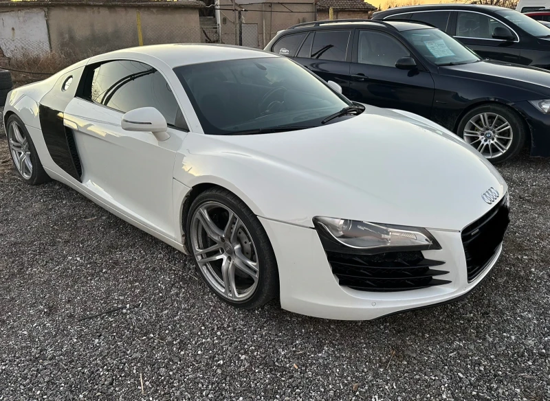 Audi R8 4.2i QUATTRO, снимка 3 - Автомобили и джипове - 48370593